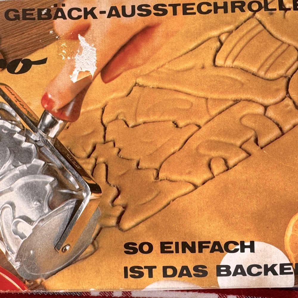 Vintage German Monopol AURO 4" Metal Pastry Roller Cookie Cutter in Original Box